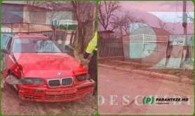 FOTO // Și-a bușit BMW-ul într-o poartă iar apoi l-a ascuns de poliție într-o ogradă